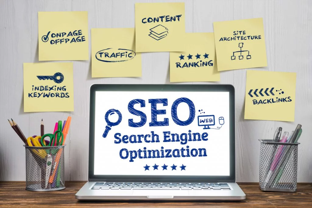 seo laptop on desk image